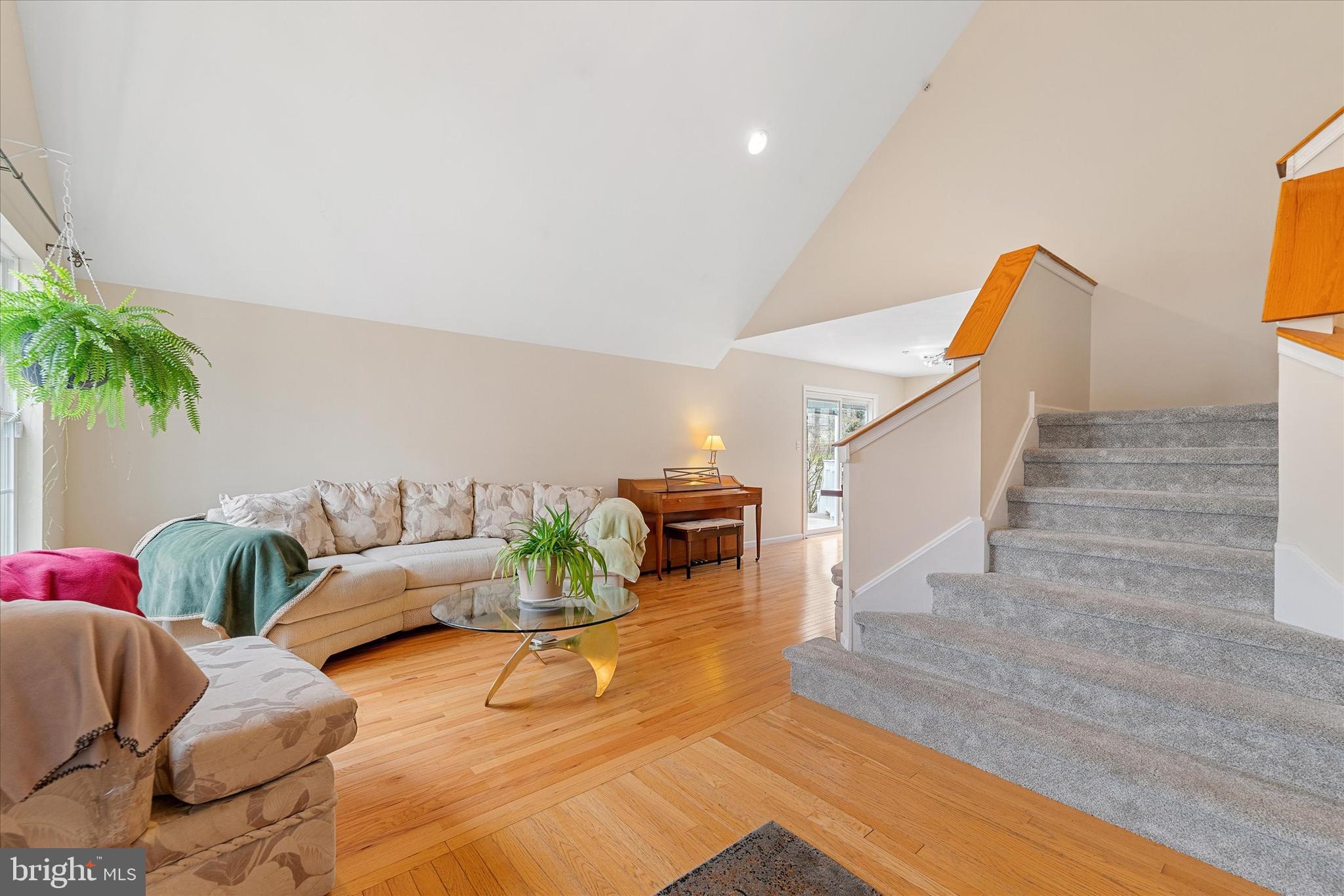 2237 Valley Road Jamison, PA 18929 - Photo 5 of 36