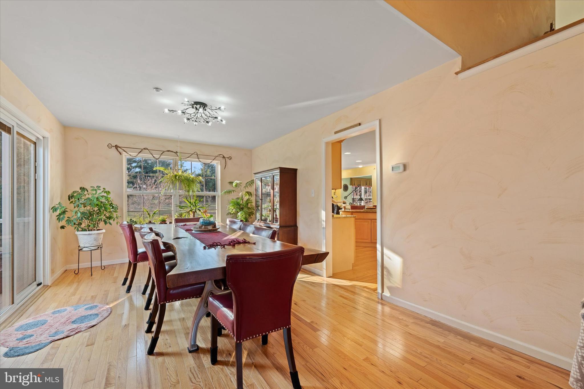 2237 Valley Road Jamison, PA 18929 - Photo 6 of 36