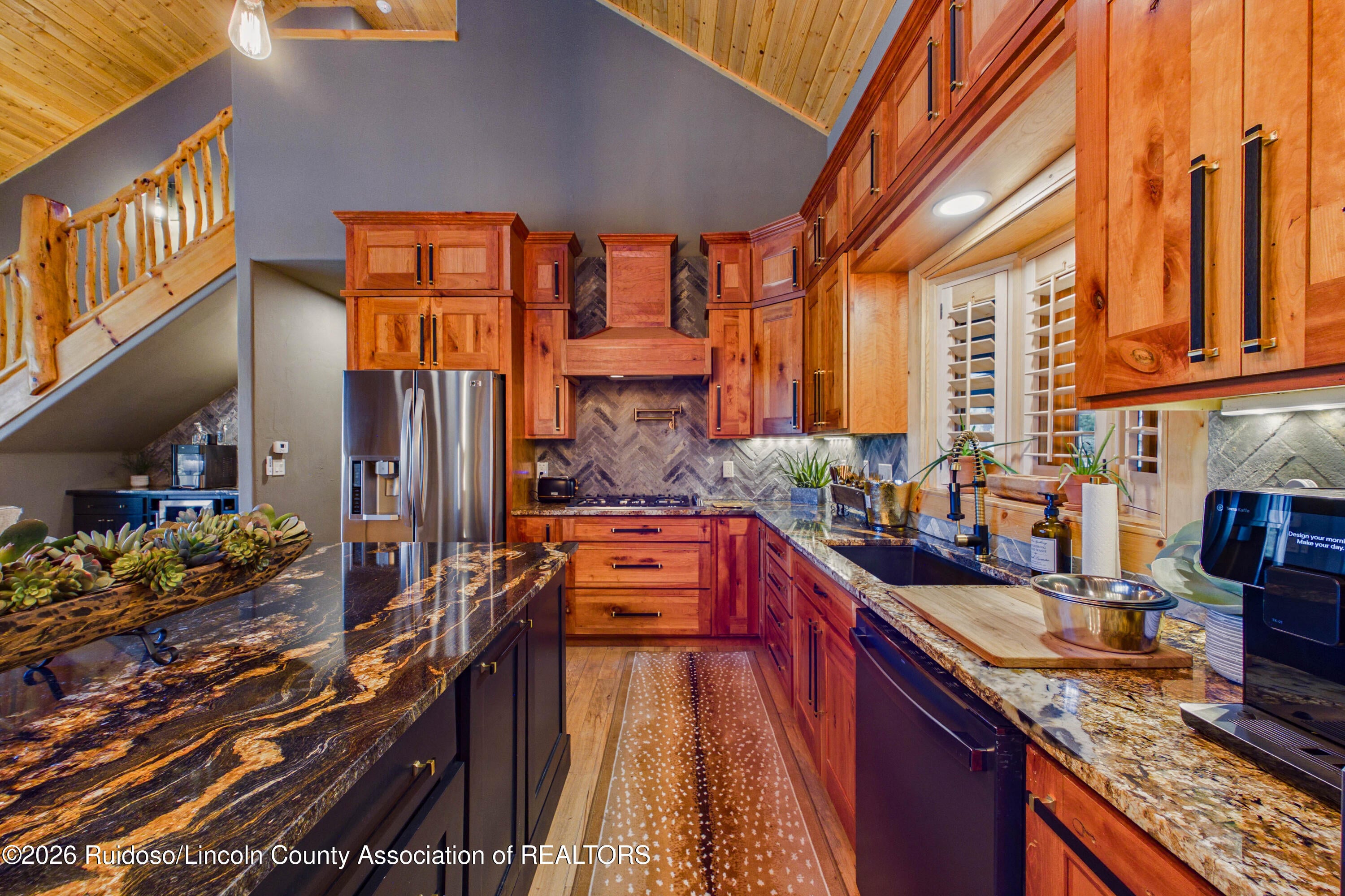 156 Gavilan Road Ruidoso, NM 88345 - Photo 27 of 138 Gallery Image 27