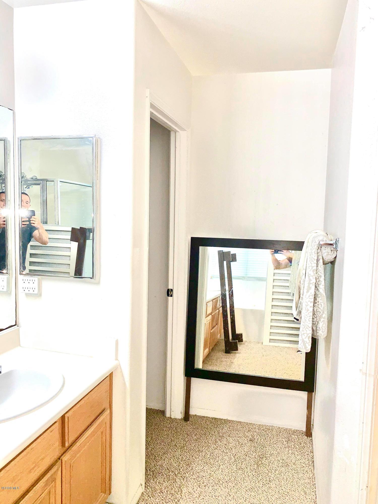 814 Pivot Point Way Oxnard, CA 93035 - Photo 40 of 69 94571129_248399003180139_193532976127436
