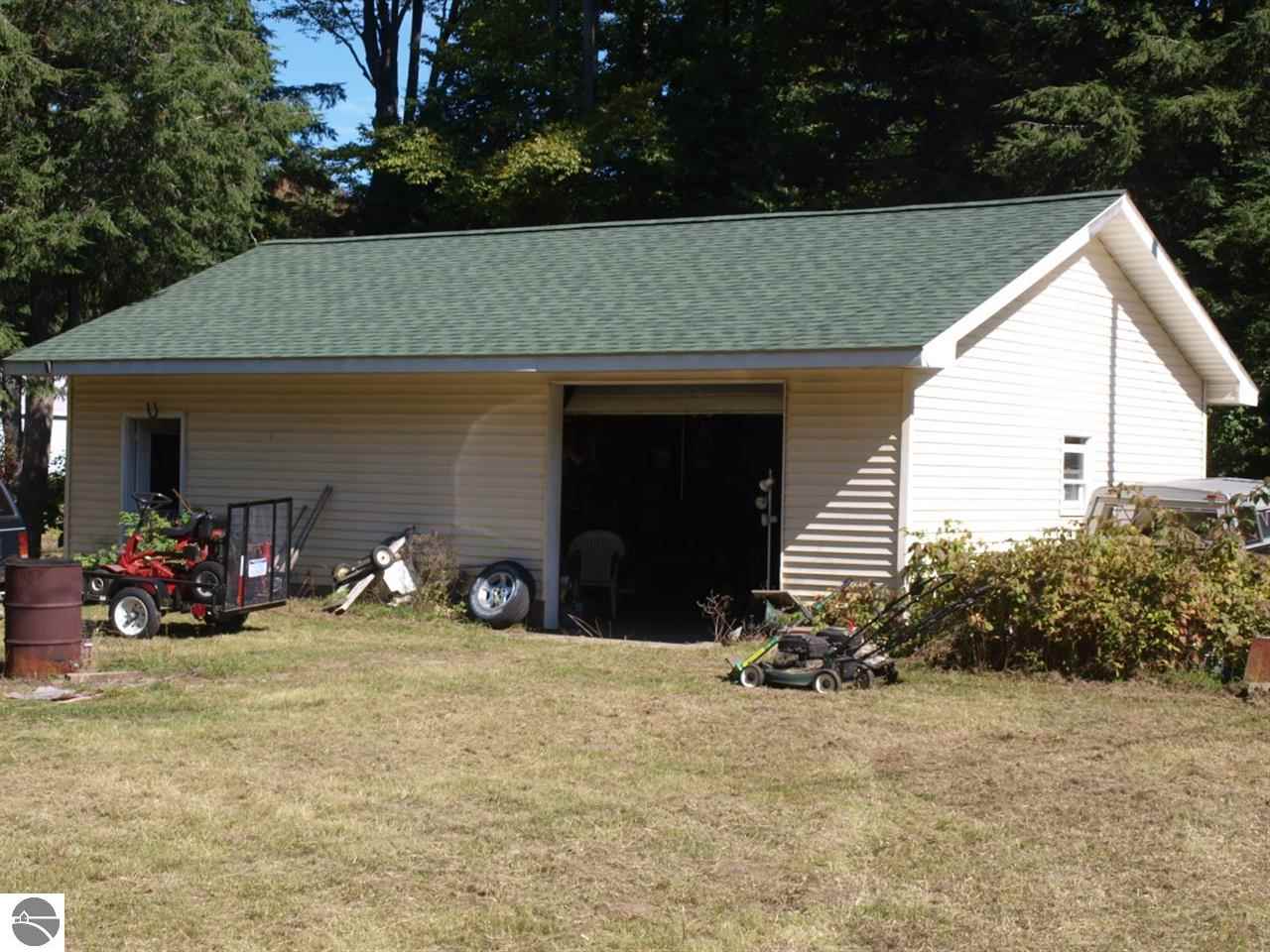 7797 Demerly Road Benzonia, MI 49616 - Photo 4 of 6 1776897-3.JPG