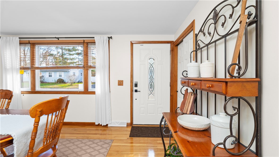 19 Vera Road Coventry, RI 02816 - Photo 5 of 47