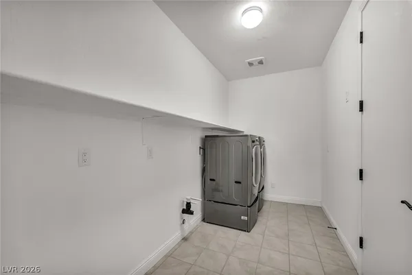 $2,400 | 906 Majestic View, Mesquite, NV 89034