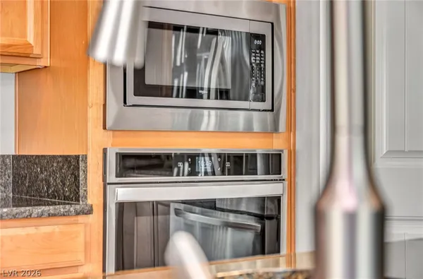 $2,400 | 906 Majestic View, Mesquite, NV 89034