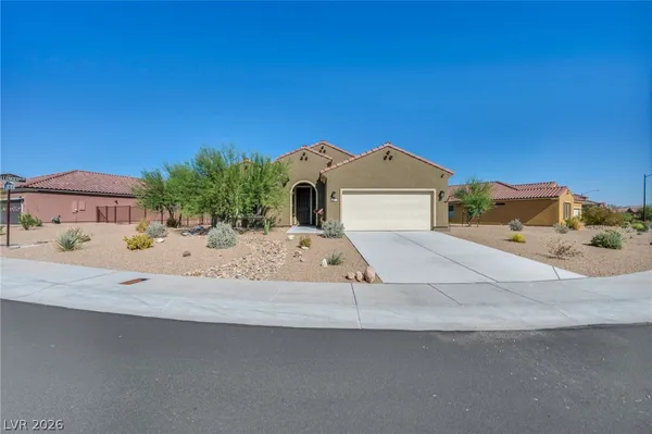 $2,400 | 906 Majestic View, Mesquite, NV 89034