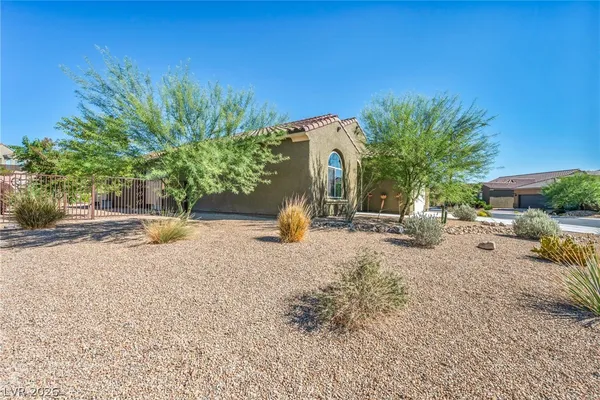$2,400 | 906 Majestic View, Mesquite, NV 89034