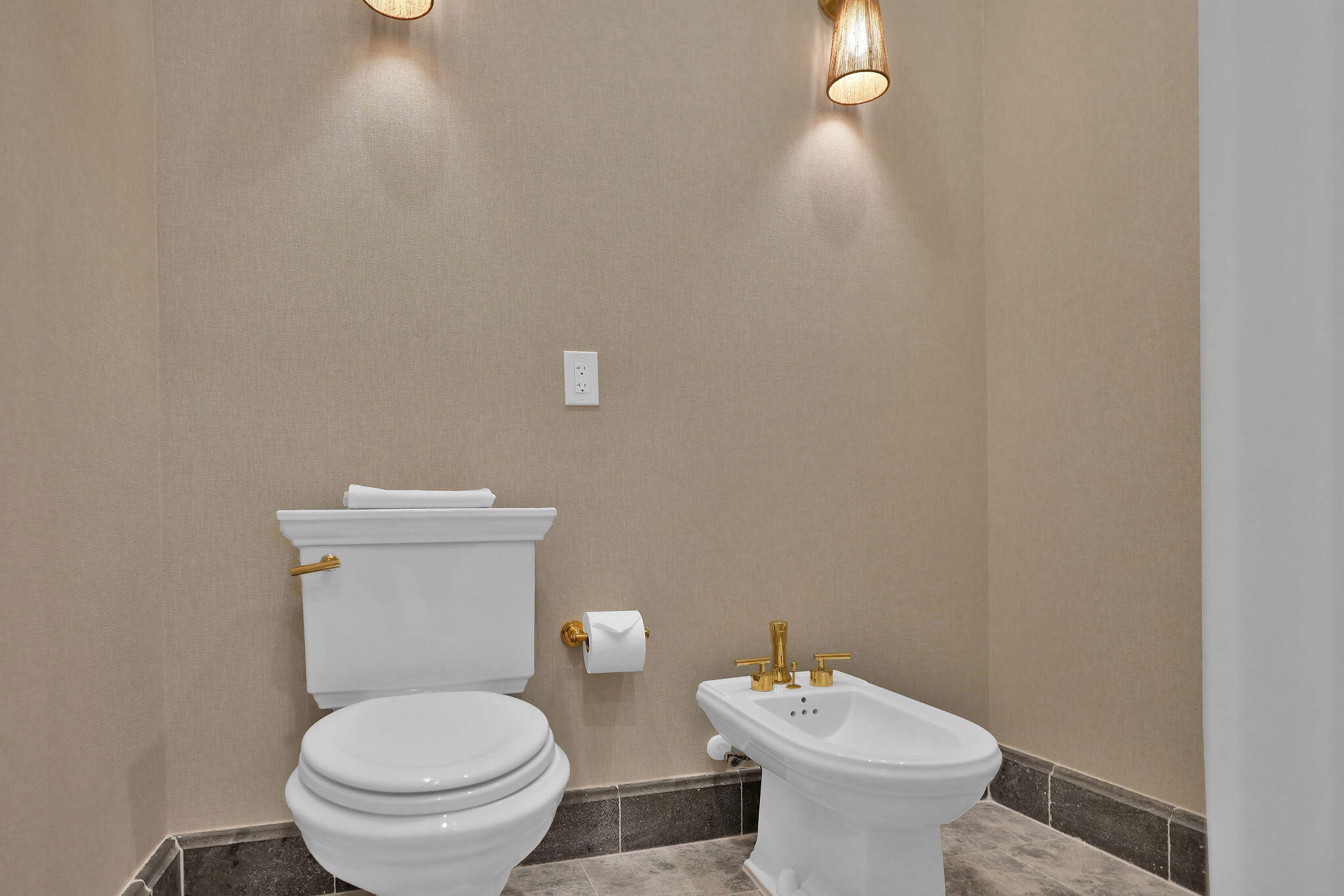 839 Chestnut Court Marco Island, FL 34145 - Photo 20 of 88 German wallpaper, Bidet, Toilet area