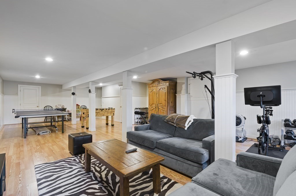 9 Westledge Road Marblehead, MA 01945 - Photo 29 of 30 a living room with furniture and a flat screen tv