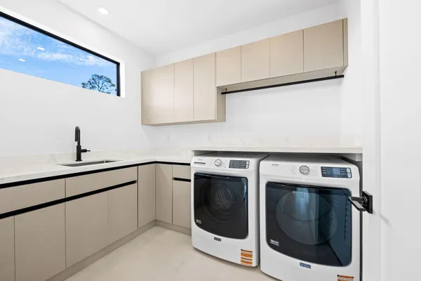 $18,000 | 2324 Southwest 26th Street, Miami, FL 33133