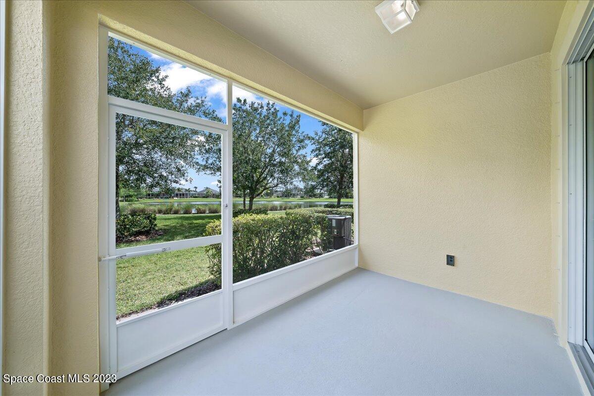 3680 Funston Circle Melbourne, FL 32940 - Photo 27 of 48 a view of room with green walls