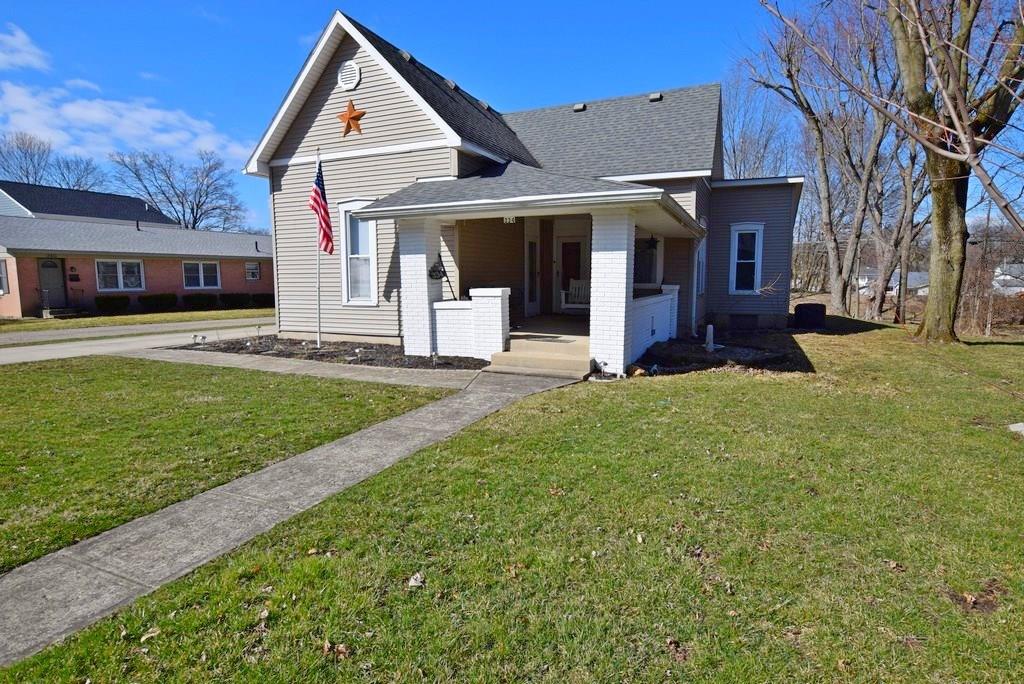 334 South Pendleton Avenue Pendleton, IN 46064 - Photo 1 of 28