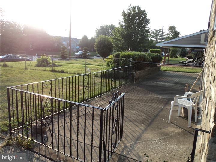 1600 Fox Chase Road Philadelphia, PA 19152 - Photo 6 of 7 Patio