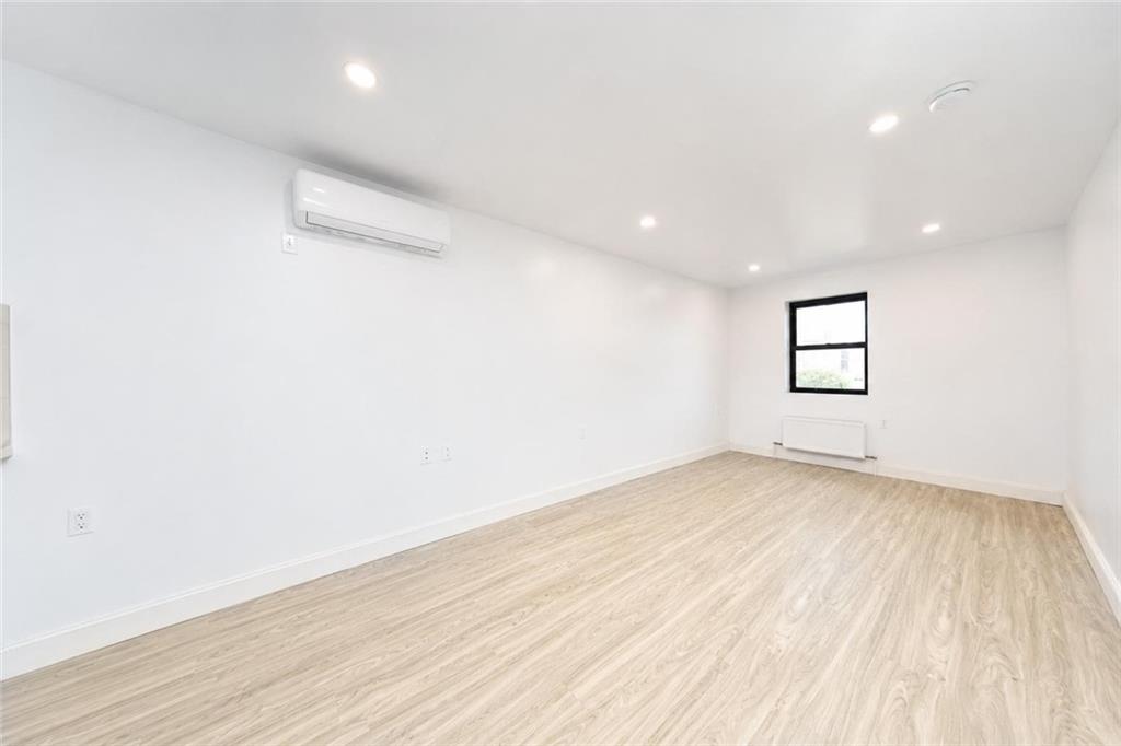 320 Bay Ridge Parkway Brooklyn, NY 11209 - Photo 8 of 29