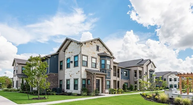 $1,474 | 1930 Kingsley Drive, Unit 14103, Pearland, TX 77584