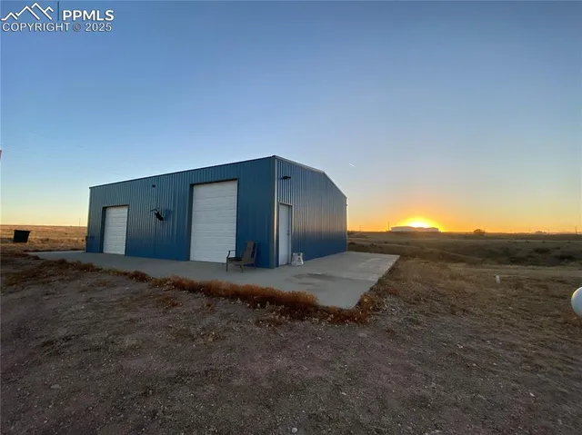 a house view with a backyard space