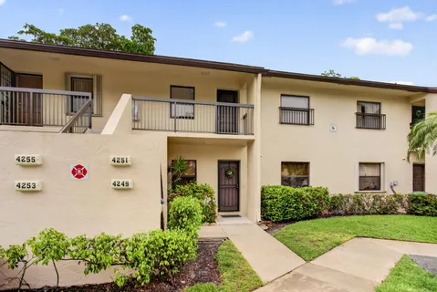 $214,500 | 4251 Carambola Circle South, Coconut Creek, FL 33066