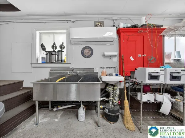 $375,000 | 6220 Bake Oven Road, Germansville, PA 18053