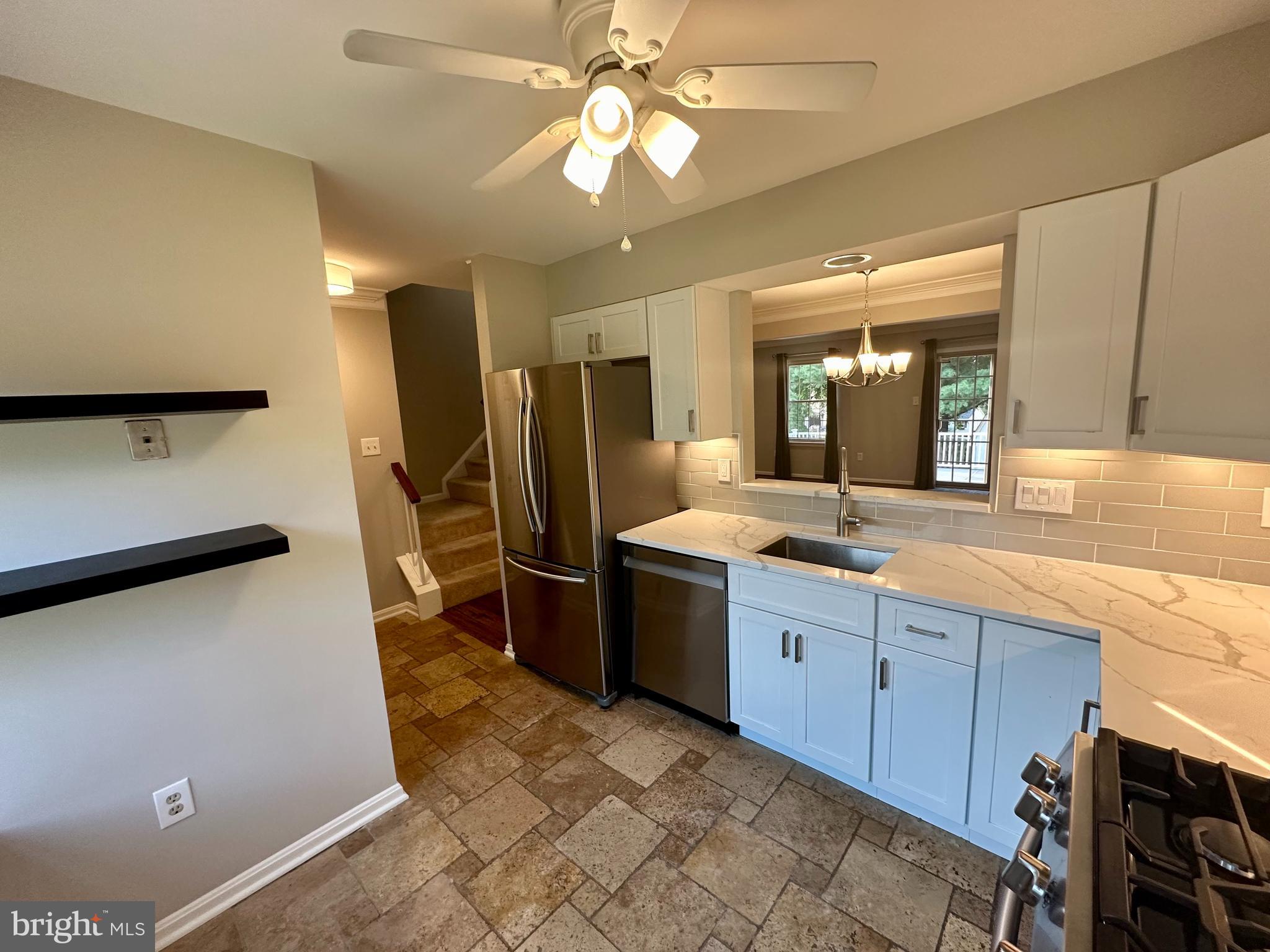18924 Impulse Lane Gaithersburg, MD 20879 - Photo 8 of 43