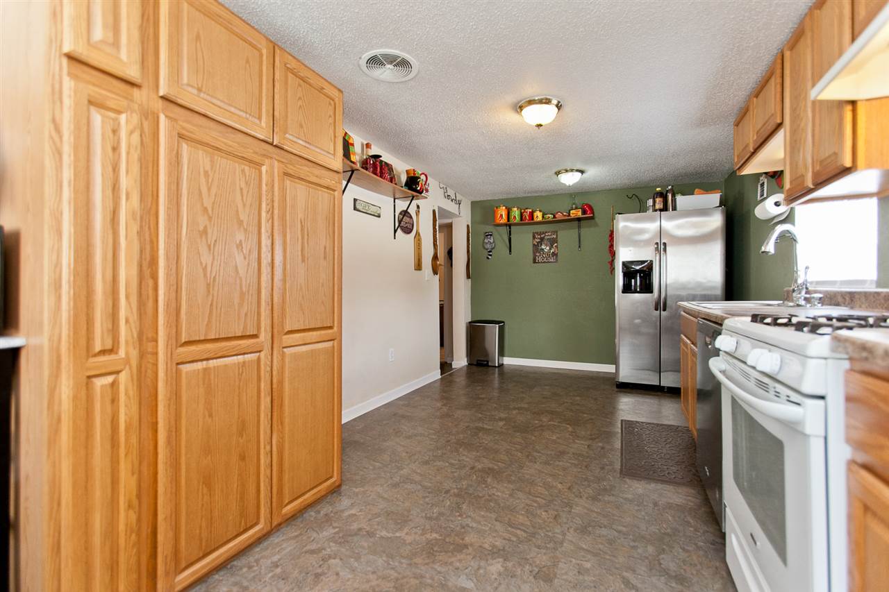 1970 Covington Road Palo, IA 52324 - Photo 1 of 22 Gallery Image 1