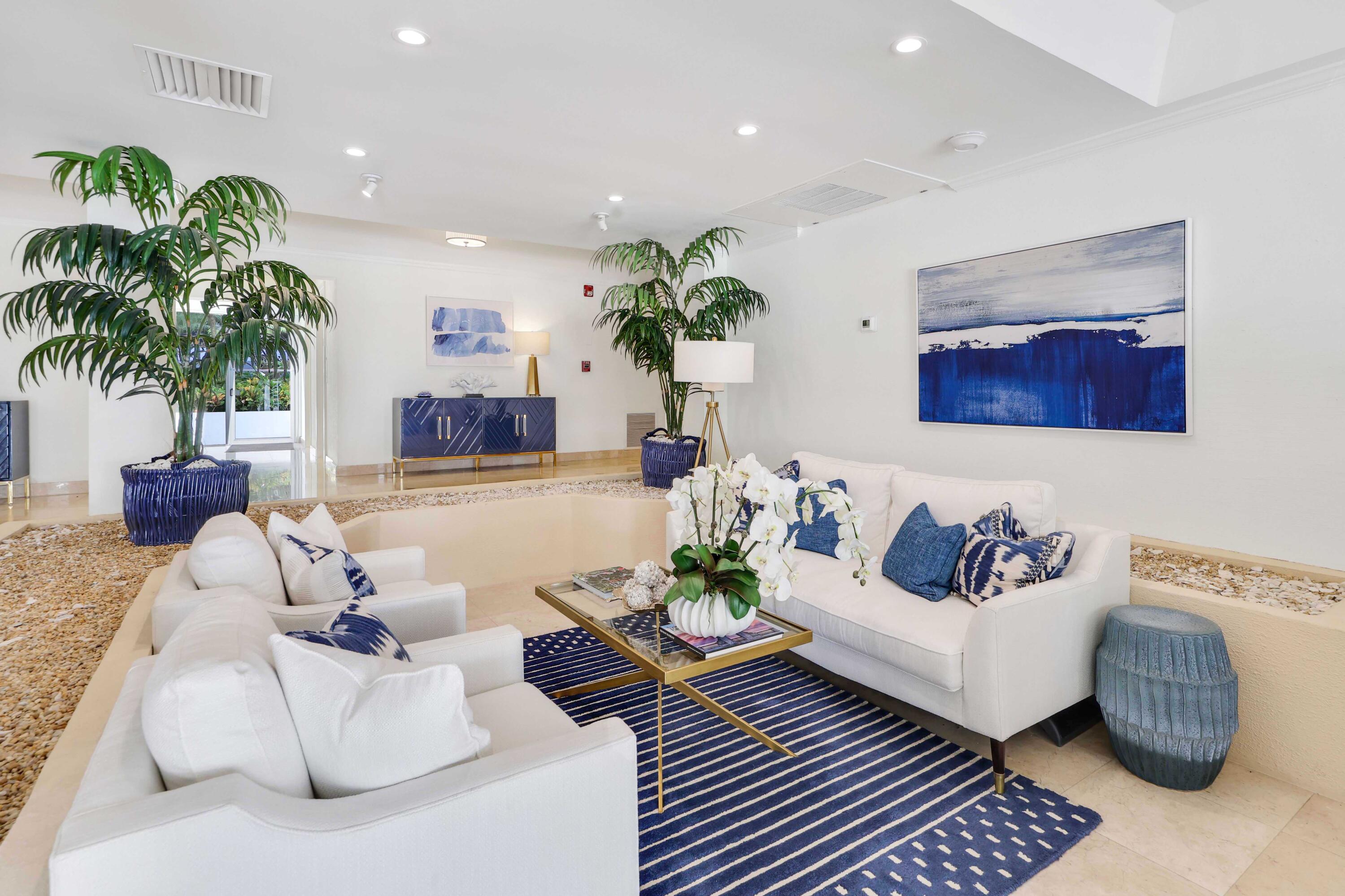 350 South Ocean Boulevard, Unit 206 Palm Beach, FL 33480 - Photo 4 of 27 Lounge Area