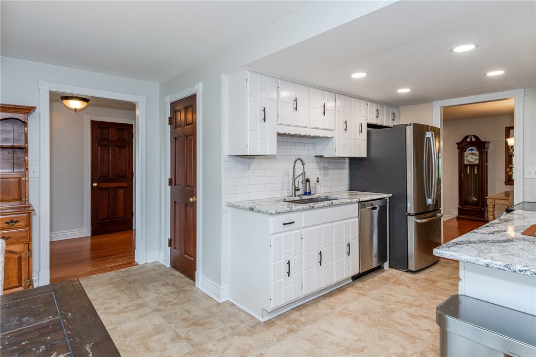 7805 Rain Tree Road Dayton, OH 45459 - Photo 11 of 53 Gallery Image 11