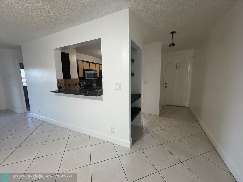 12141 Royal Palm Boulevard, Unit 7E Coral Springs, FL 33065 - Photo 6 of 10
