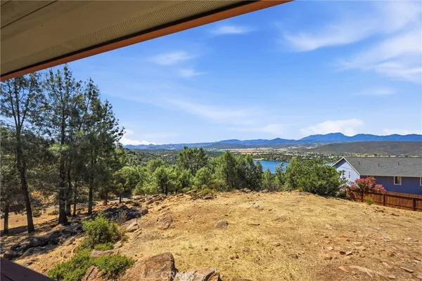 $1,500 | 16547 Crescent Court, Hidden Valley Lake, CA 95467