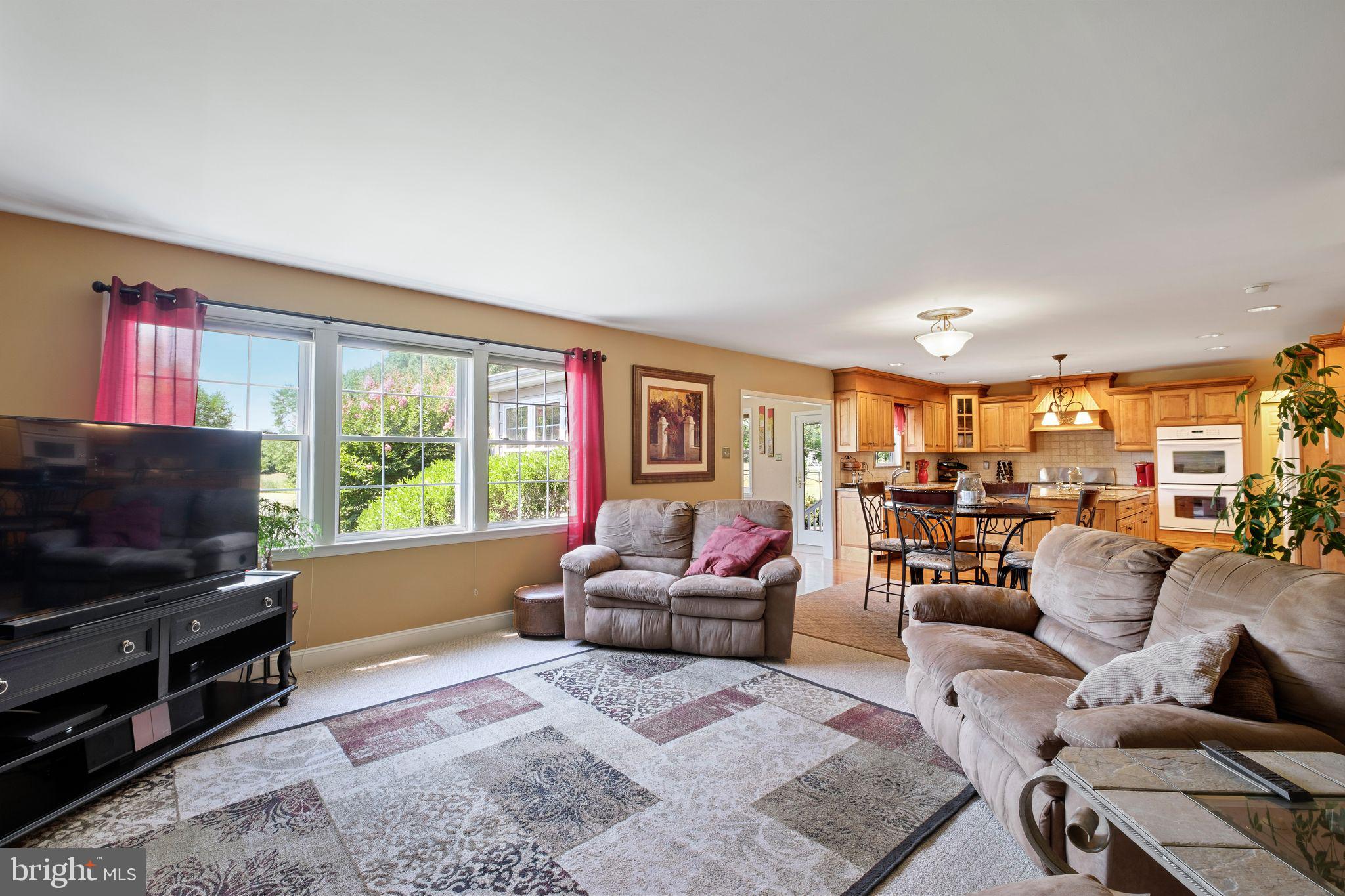 519 Meadow Ridge Drive Mickleton, NJ 08056 - Photo 20 of 63 Family room