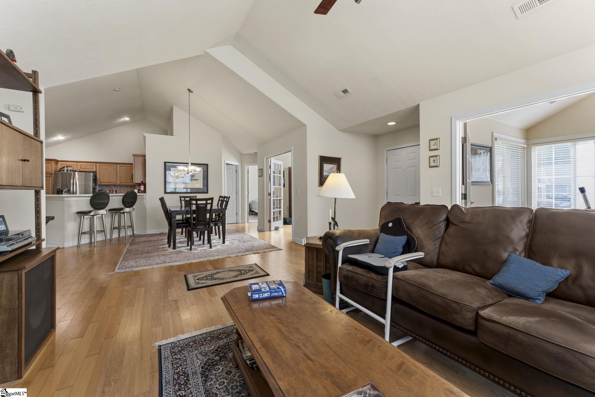 67 Fudora Circle Simpsonville, SC 29681 - Photo 4 of 28