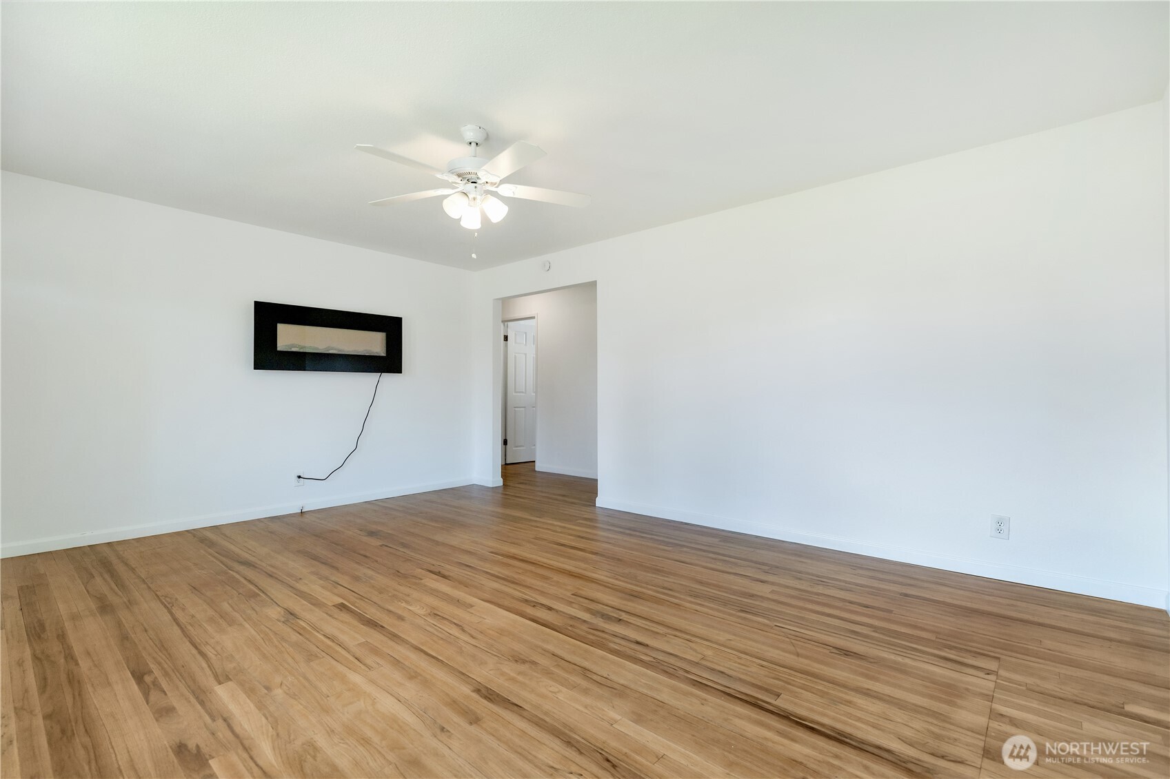 7820 Upper Ridge Road Everett, WA 98203 - Photo 7 of 24
