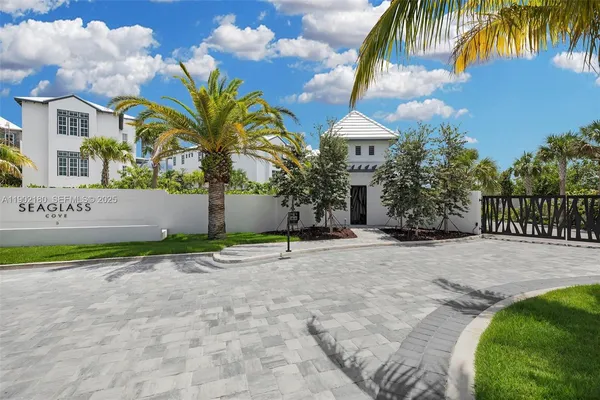 $2,950,000 | 59720 Overseas Highway, Unit 9, Marathon, FL 33050