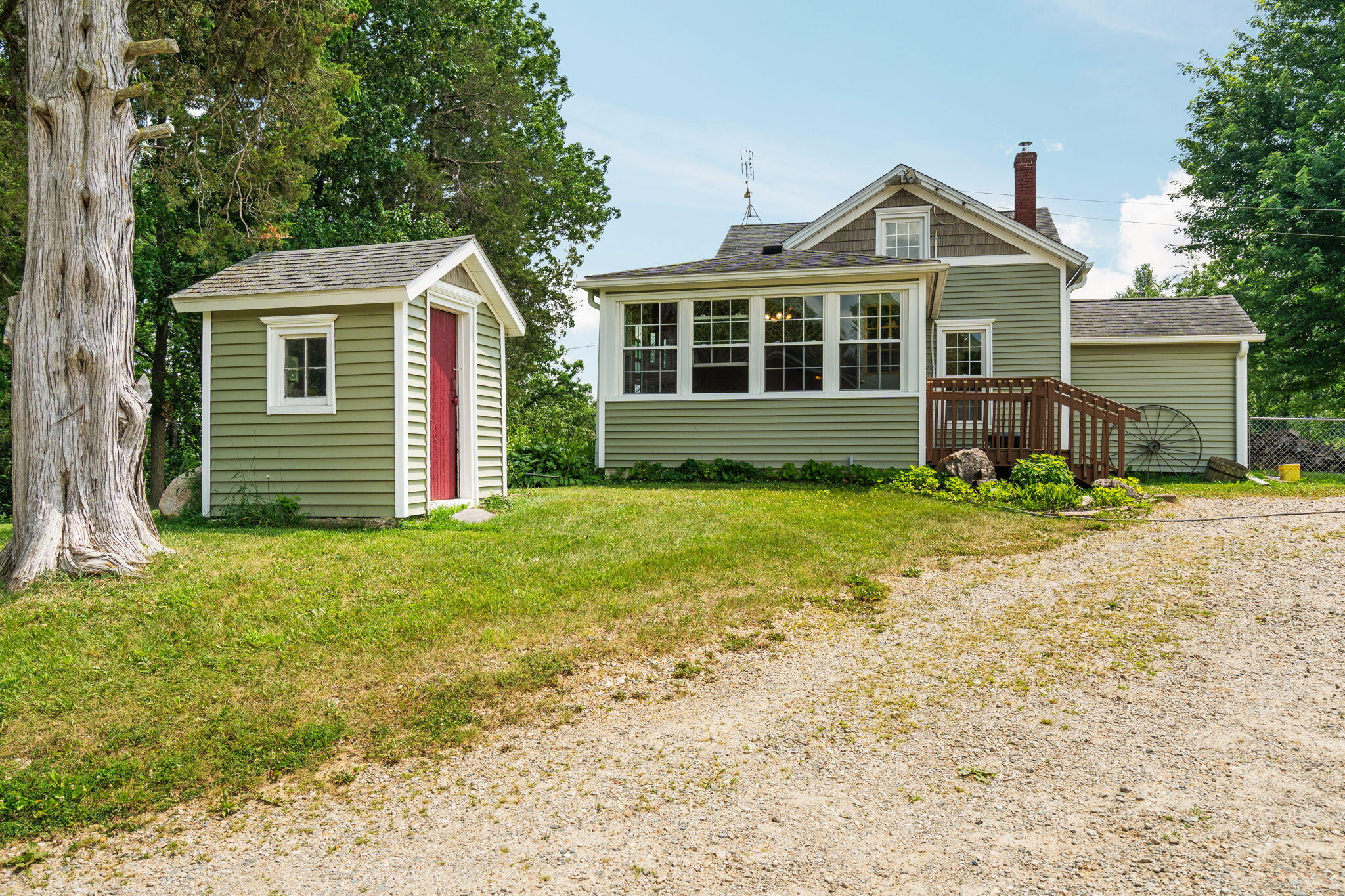 11230 Hoyt Road Munith, MI 49259 - Photo 9 of 81 63-web-or-mls-DSC02125