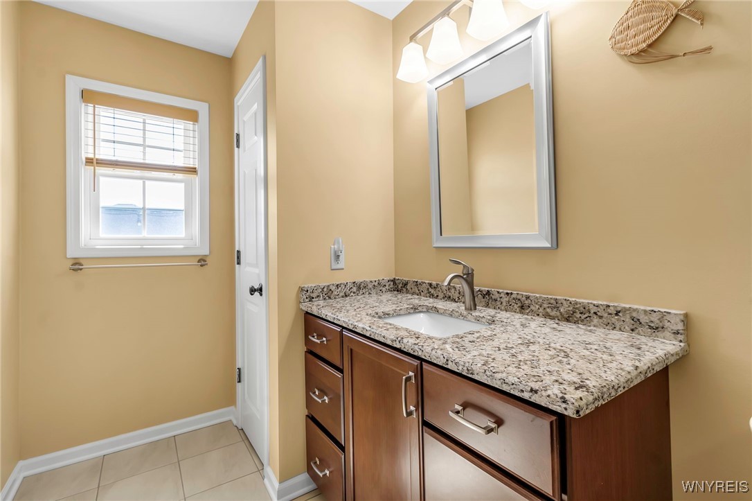 30 Sedge Lancaster, NY 14086 - Photo 19 of 37 Bathroom