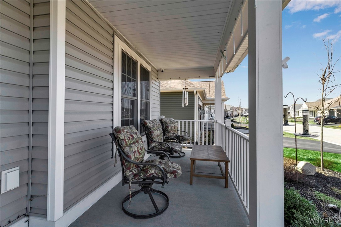 30 Sedge Lancaster, NY 14086 - Photo 3 of 37 Welcoming front porch