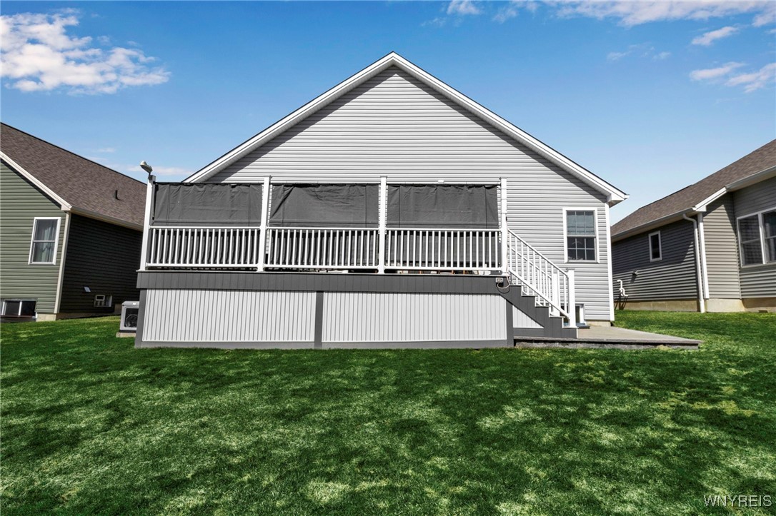 30 Sedge Lancaster, NY 14086 - Photo 37 of 37 Privacy screens on back deck