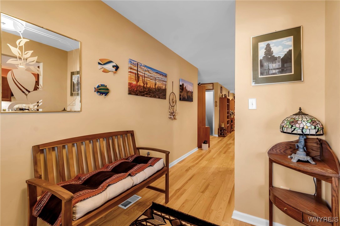 30 Sedge Lancaster, NY 14086 - Photo 4 of 37 Entryway