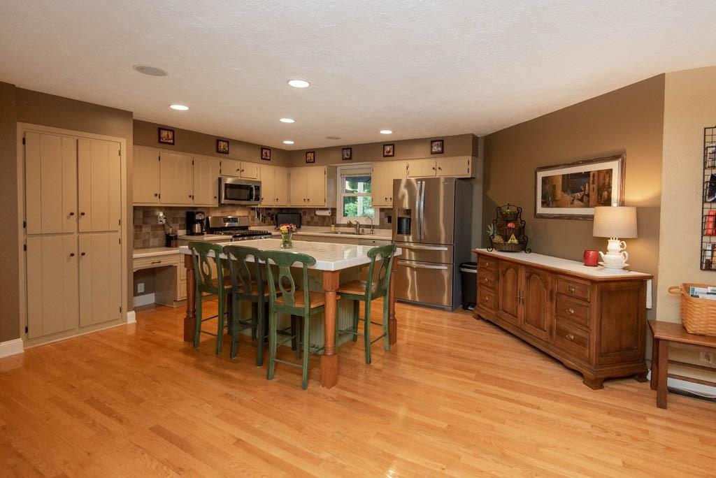 122 North Restin Road Greenwood, IN 46142 - Photo 14 of 45 Gallery Image 14