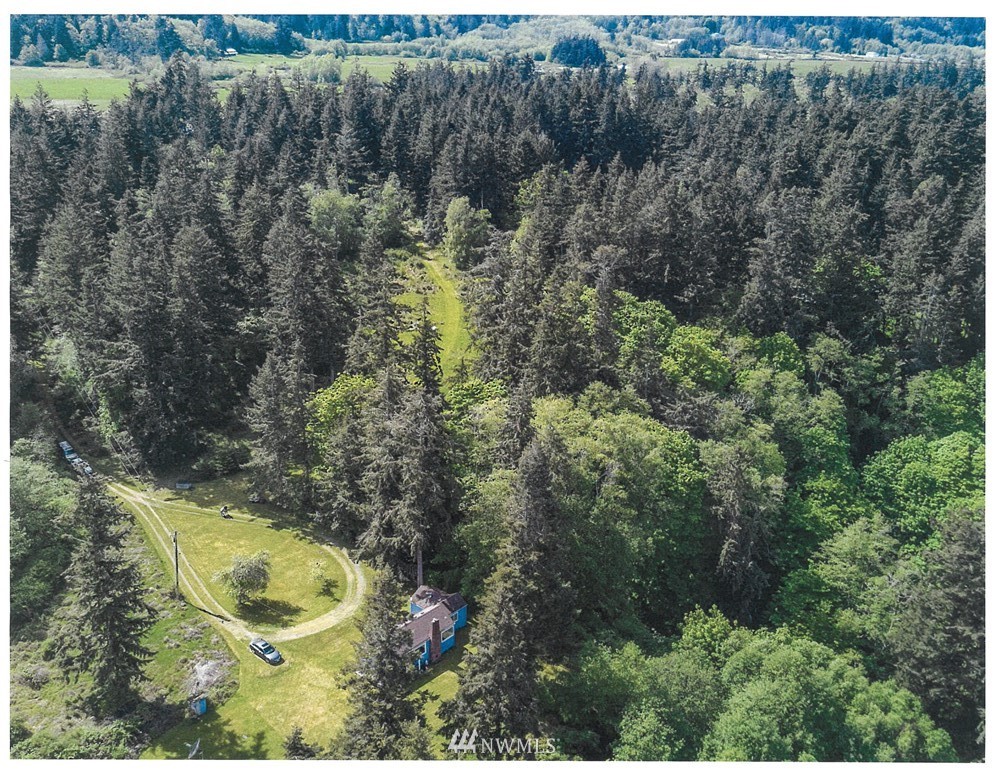 2794 Strawberry Point Road Oak Harbor, WA 98277 - Photo 5 of 23 Gallery Image 5