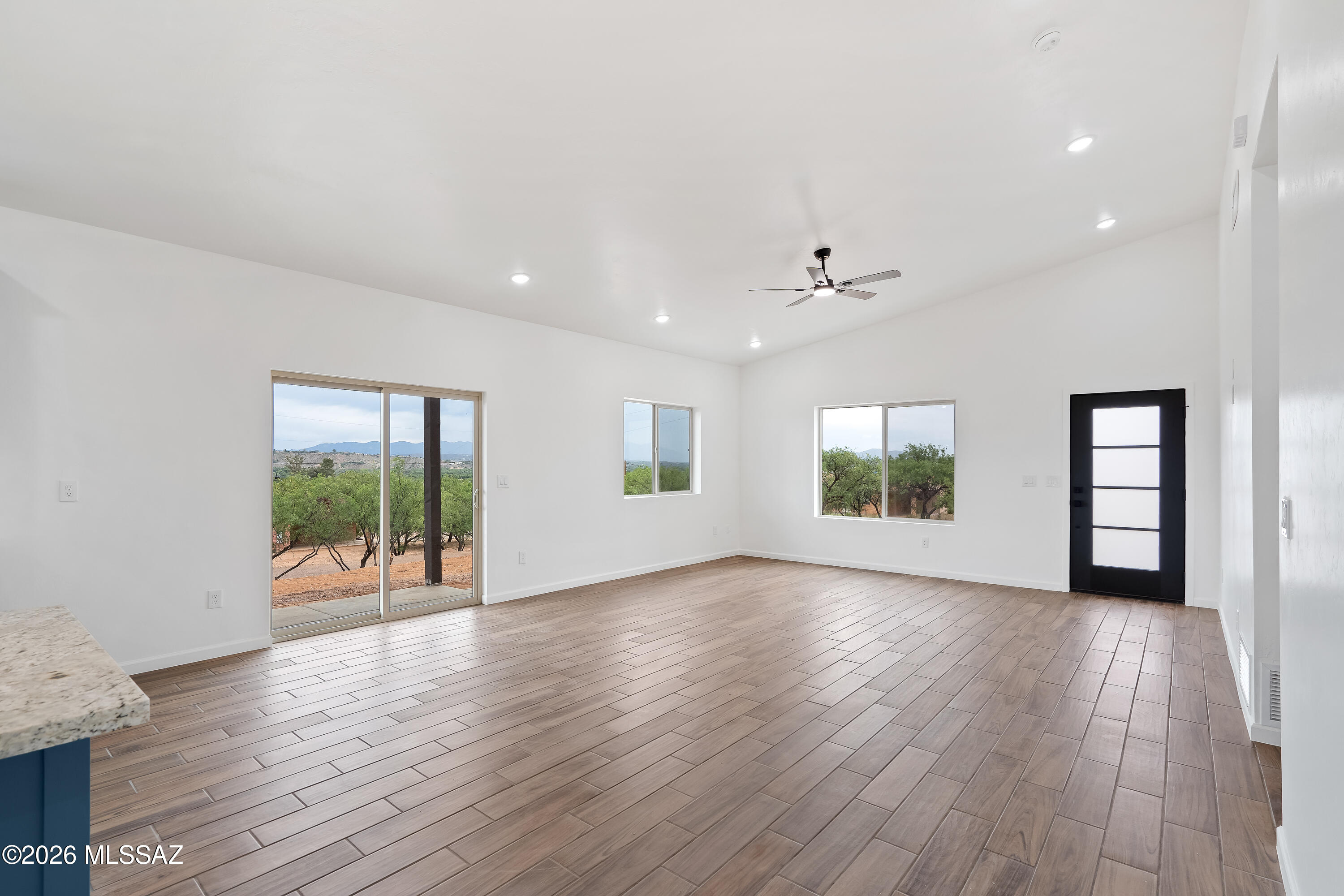 1801 Birmania Corte Rio Rico, AZ 85648 - Photo 6 of 22 2 Interiors-4