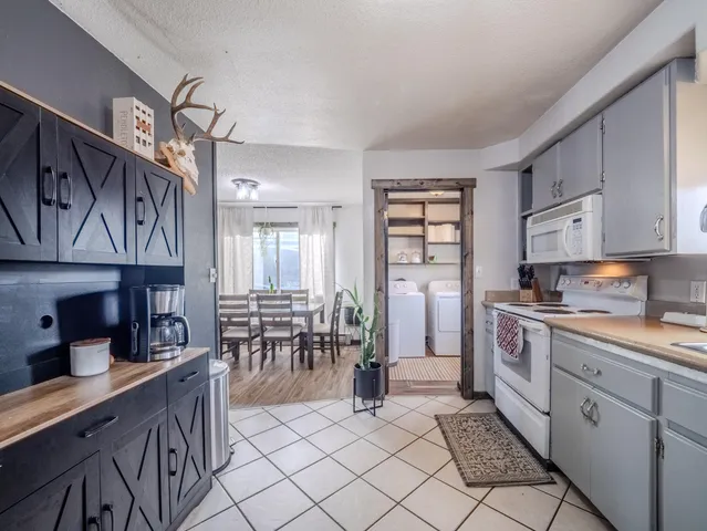 $224,375 | 610 Peak Drive, Riverton, WY 82501