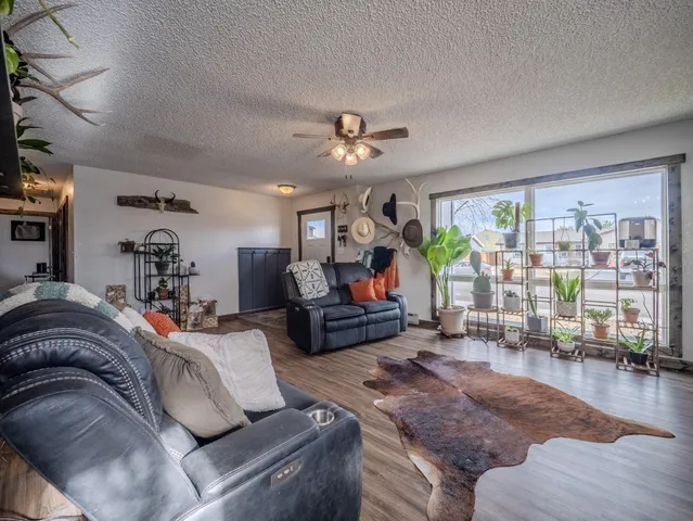 $224,375 | 610 Peak Drive, Riverton, WY 82501