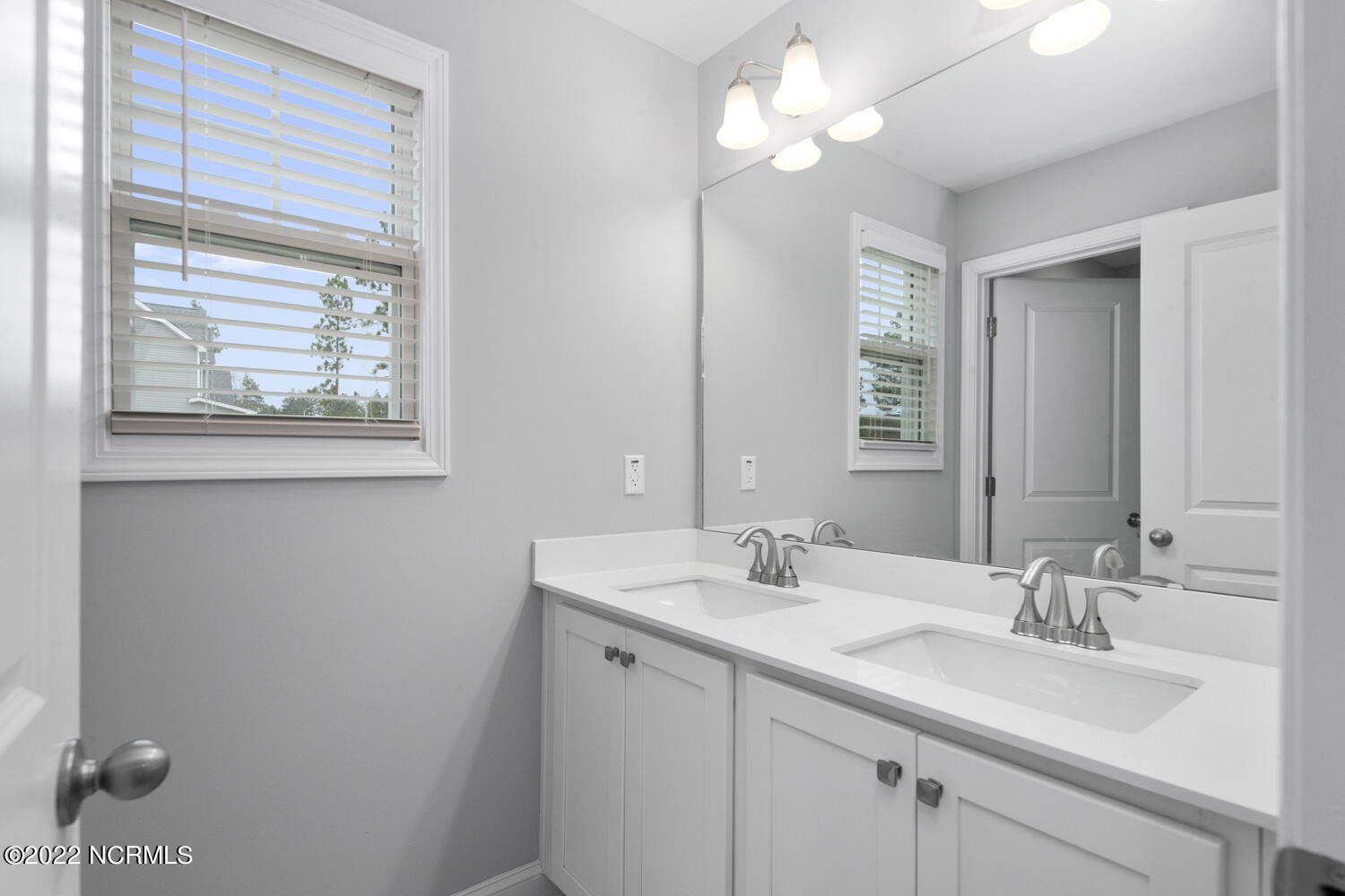516 Gretchen Road West End, NC 27376 - Photo 29 of 45 31