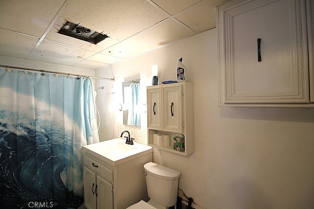 21212 Rainbow Road Hinkley, CA 92347 - Photo 14 of 32