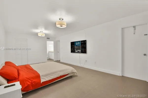 $2,999 | 18041 Biscayne Boulevard, Unit 801, Aventura, FL 33160