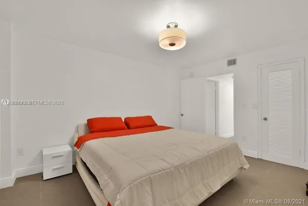 $2,999 | 18041 Biscayne Boulevard, Unit 801, Aventura, FL 33160