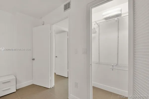 $2,999 | 18041 Biscayne Boulevard, Unit 801, Aventura, FL 33160