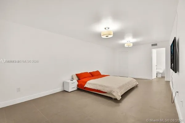 $2,999 | 18041 Biscayne Boulevard, Unit 801, Aventura, FL 33160