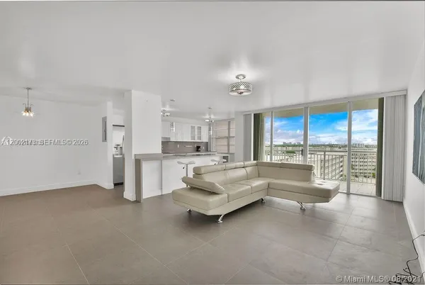 $2,999 | 18041 Biscayne Boulevard, Unit 801, Aventura, FL 33160