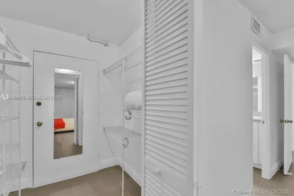 $2,999 | 18041 Biscayne Boulevard, Unit 801, Aventura, FL 33160