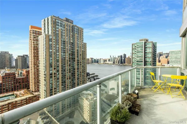 $7,320 | 47-05 Center Boulevard | Long Island City